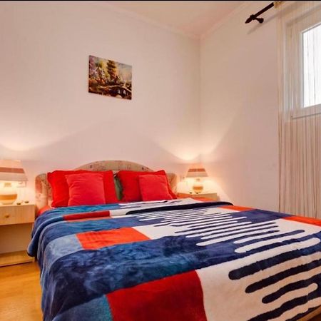 Lazarus Bigova Apartments Tivat Dış mekan fotoğraf